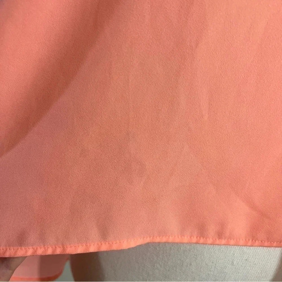 BCBGeneration Peach Blouse Small Sheer Hi Low Cutout Neckline Flowy Sleeveless - Picture 6 of 8